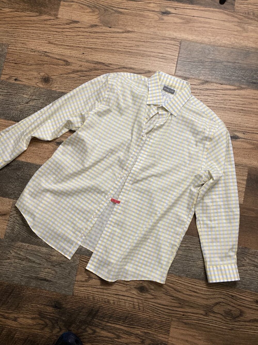 MICHAEL KORS NWOT Men’s Long Sleeve  White Yellow Dress Shirt  17,2 / 32-33XL